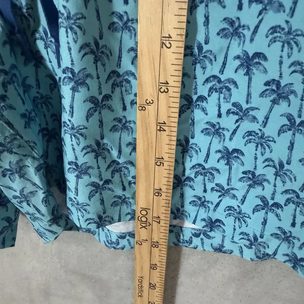 Huk Pursuit Shorts XXL Blue Tropical Palm Tree Fishing Swim Board Shorts Lined